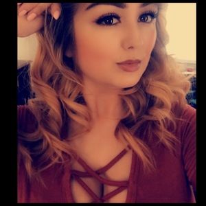 Meet your Posher, Lia